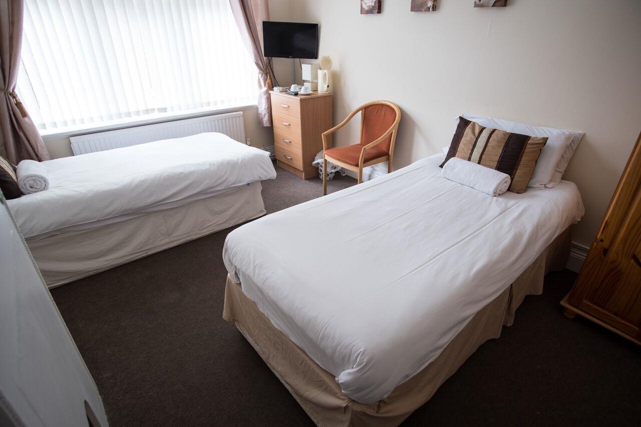 Sheridans Budget Accomodation Wallasey Esterno foto